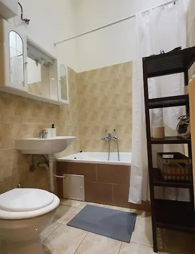 Wesseleny Near Synagogue With Ac After Renovation Appartement Budapest