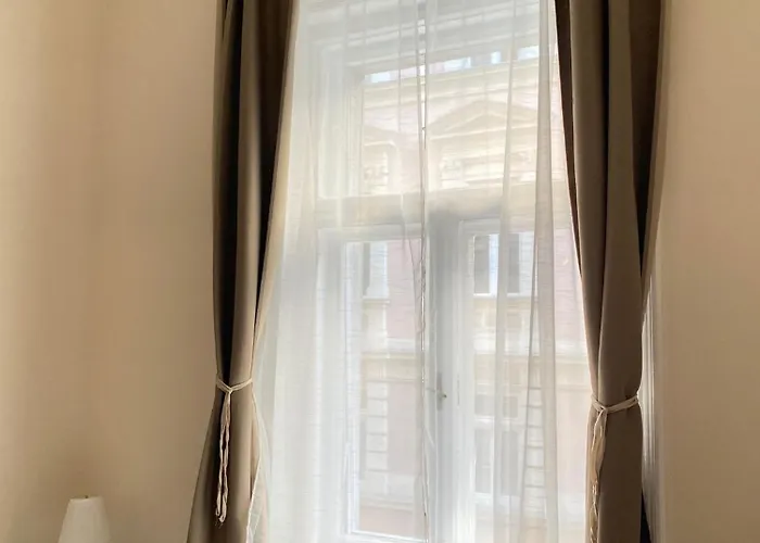 Appartement Wesseleny Near Synagogue With Ac After Renovation Budapest